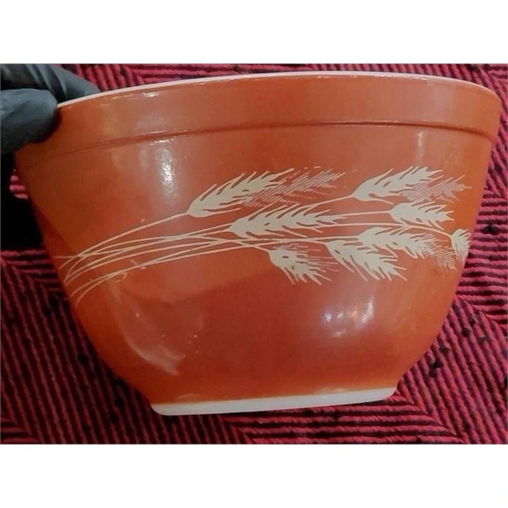 Vintage Pyrex Autumn Harvest & Pink Bowls 750 ml